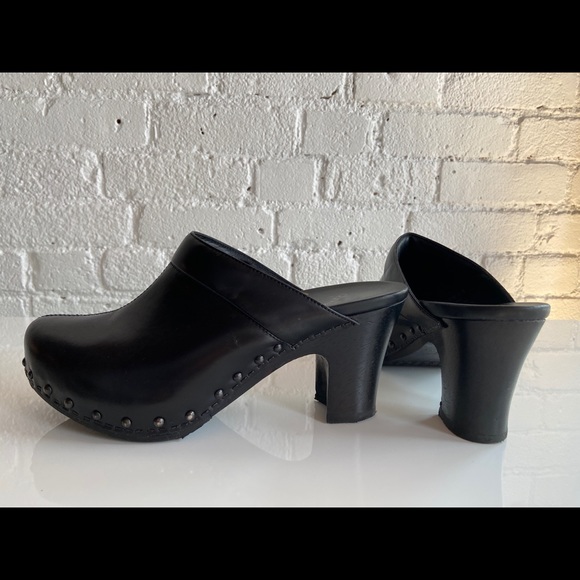 Dansko black clogs - Picture 2 of 4